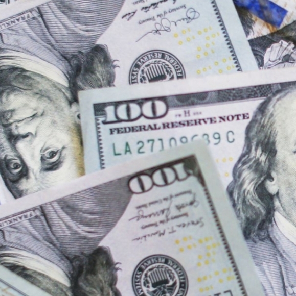 Meet your Posher, KD - Picture 3 of 3